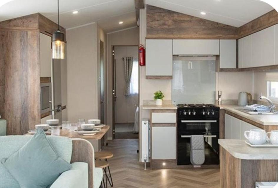 Q8 Ocean Edge Caravan Park Heysham Kültér fotó